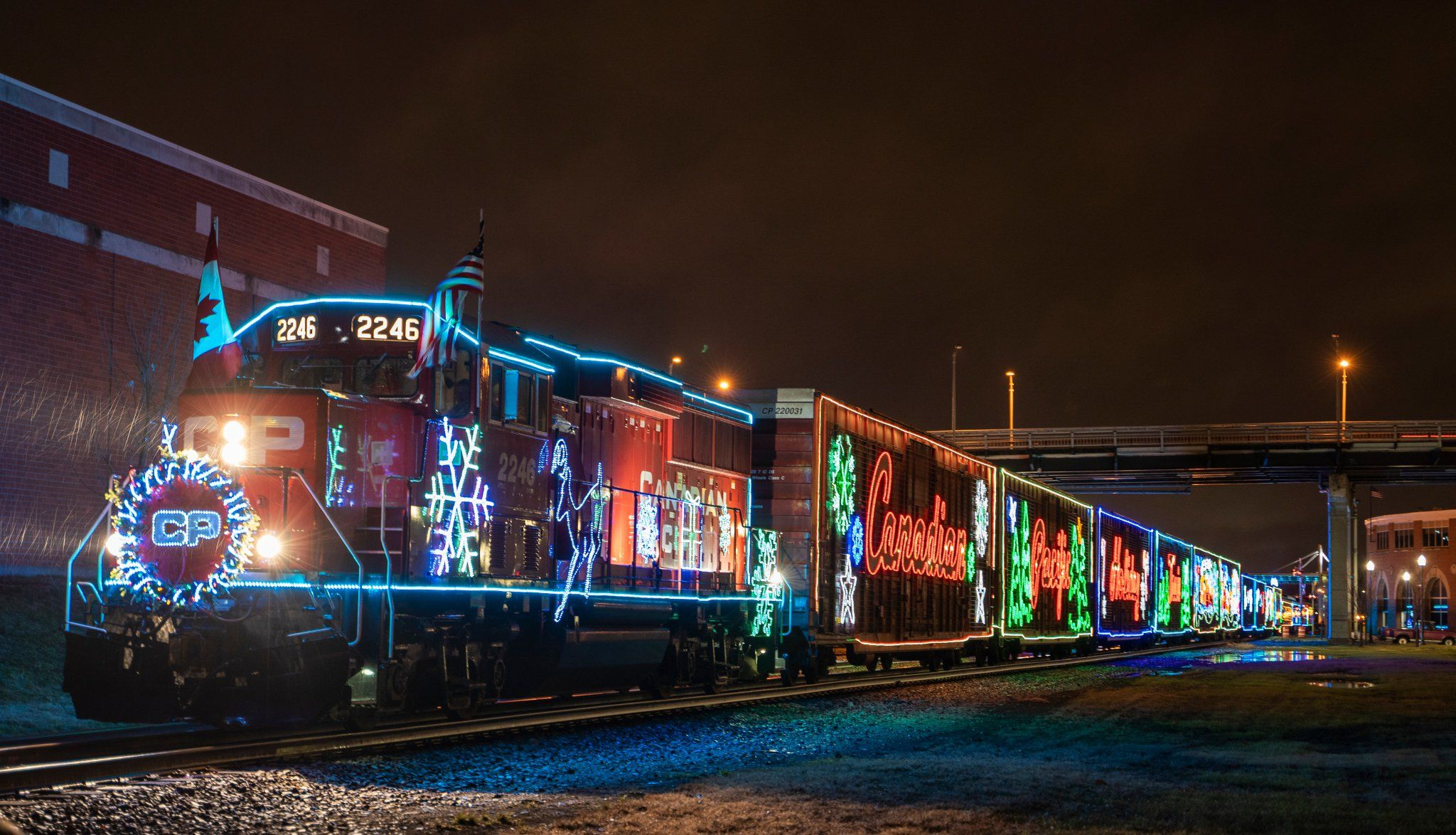 Pin By Marty Yundt On Trains Holiday Train Canadian 