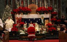 Pin On Catholic Church Christmas Mass And Church Decor