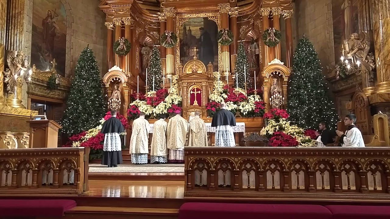 Saint John Cantius Church In Chicago Christmas Mass 