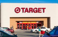 Target Holiday Hours Today Sunday And Christmas Eve